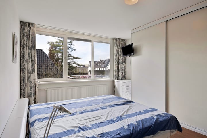 Foto 16 van van Duijnhovenstraat 11