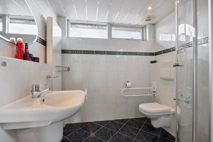 Foto 21 van van Duijnhovenstraat 11