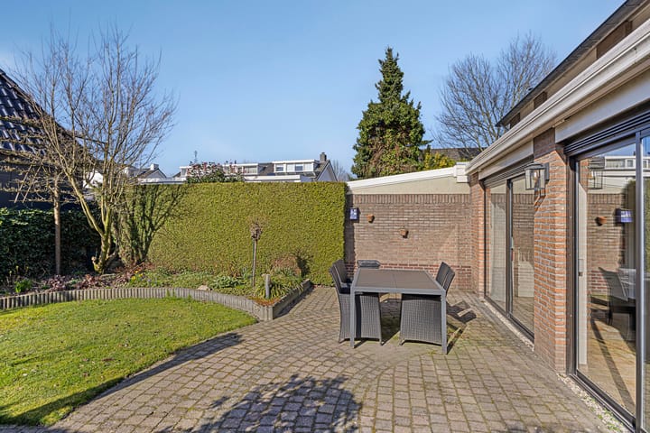 Foto 27 van van Duijnhovenstraat 11