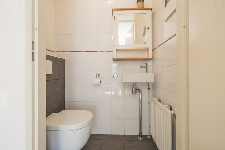 Photo 15 of Jan van der Jagtstraat 8