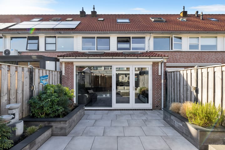 Foto 2 van Roosje Vosstraat 10