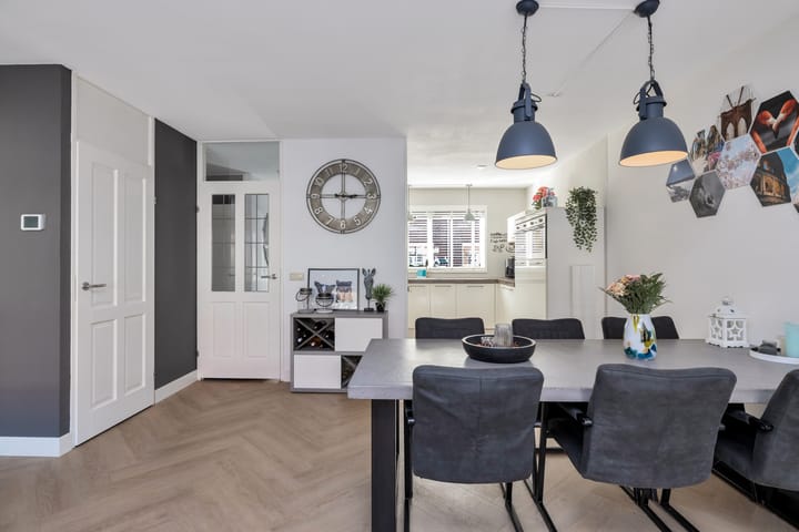 Foto 15 van Roosje Vosstraat 10