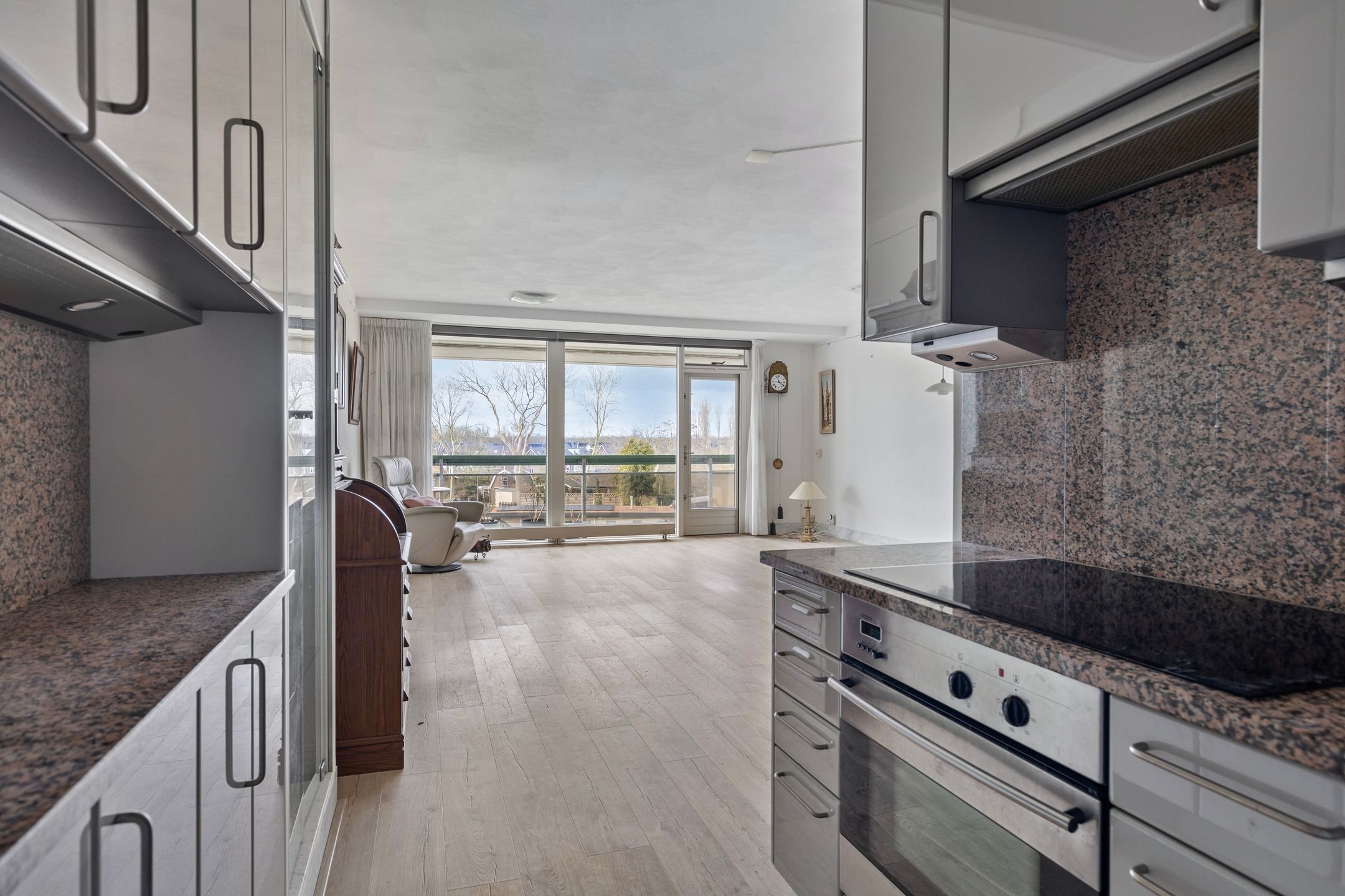 Foto 21 van Suze Groenewegstraat 107