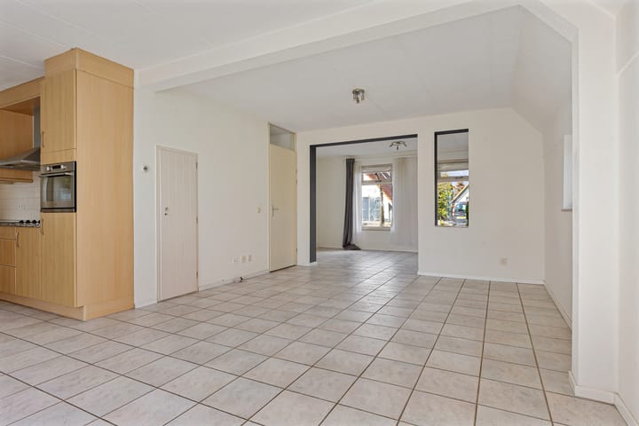 Photo 10 of Meerkoet 66