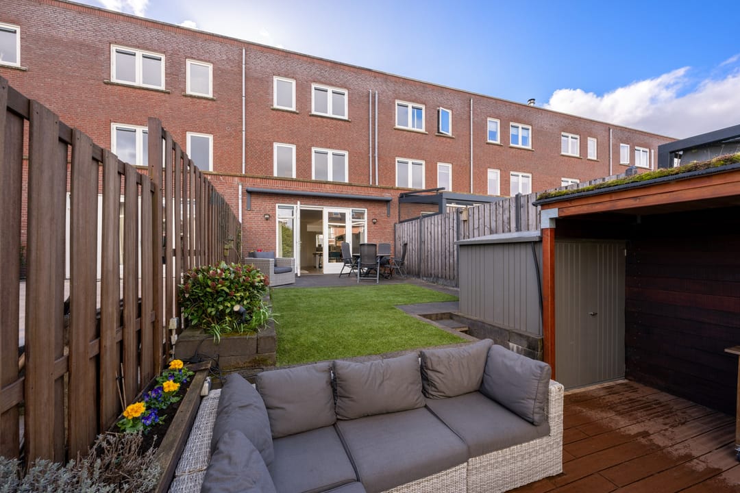 Foto 1 van Laan van Magisch Realisme 21-B