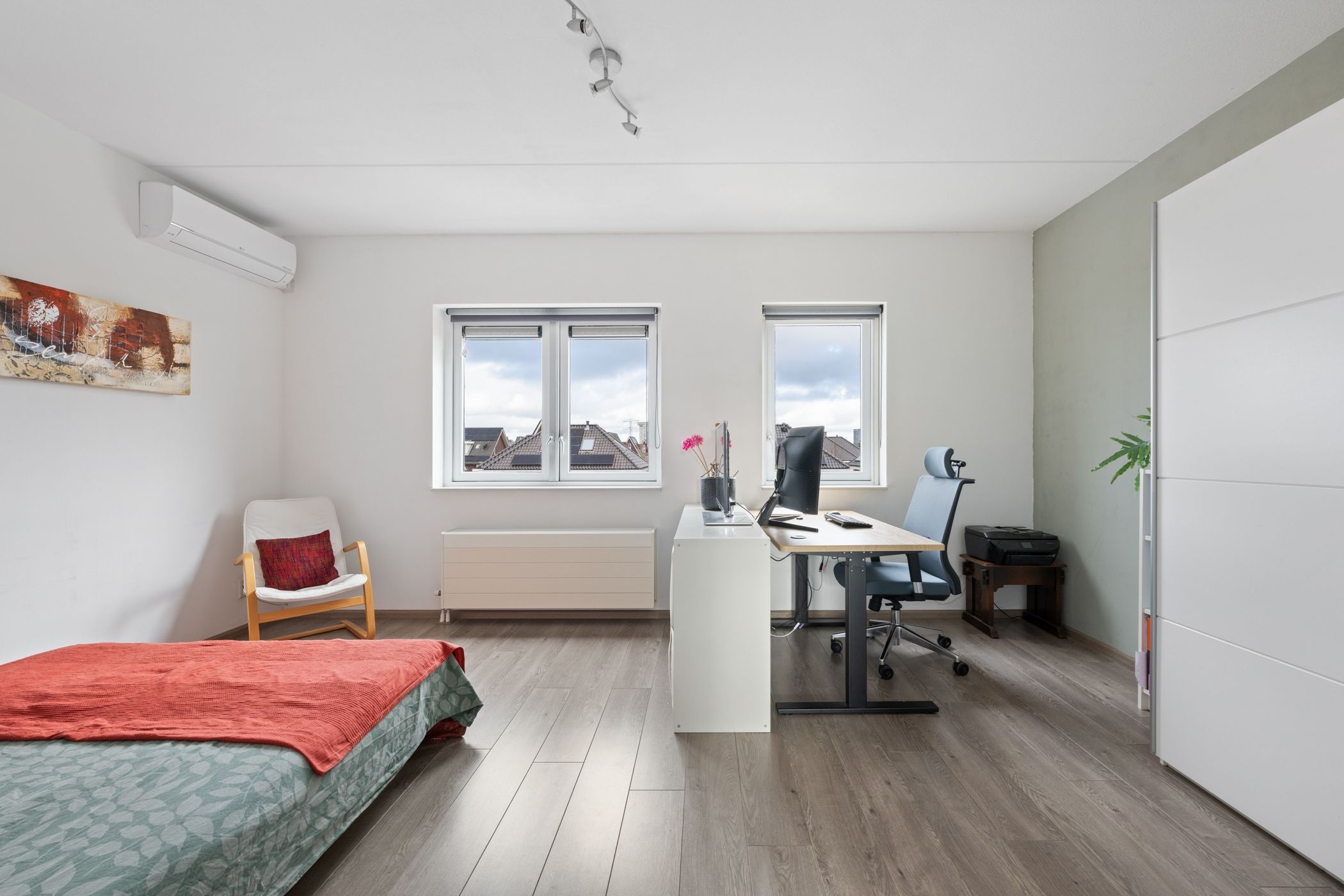 Foto 18 van Laan van Magisch Realisme 21-B