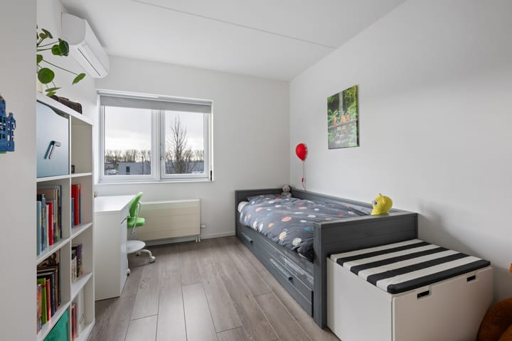 Foto 19 van Laan van Magisch Realisme 21-B