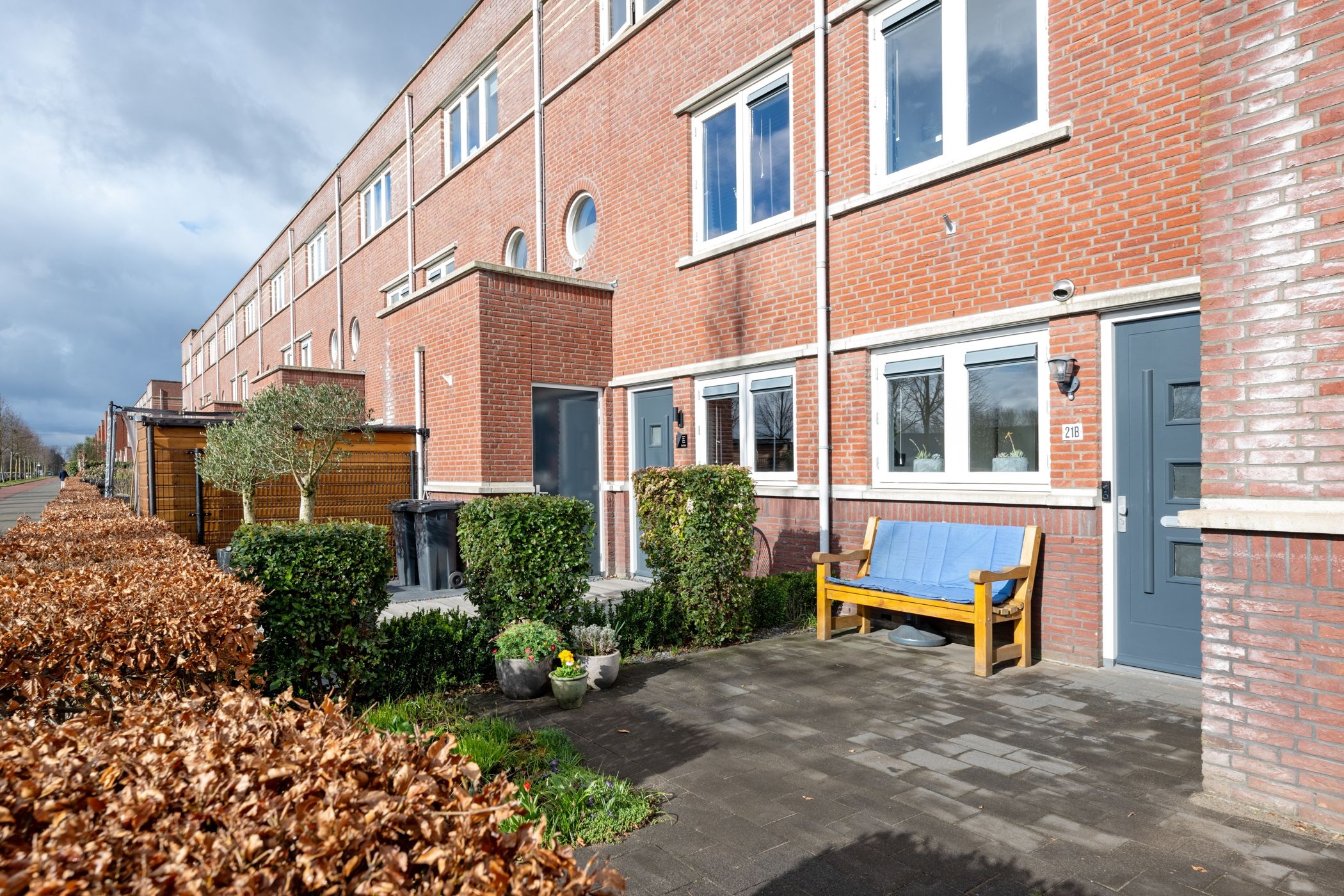 Foto 24 van Laan van Magisch Realisme 21-B