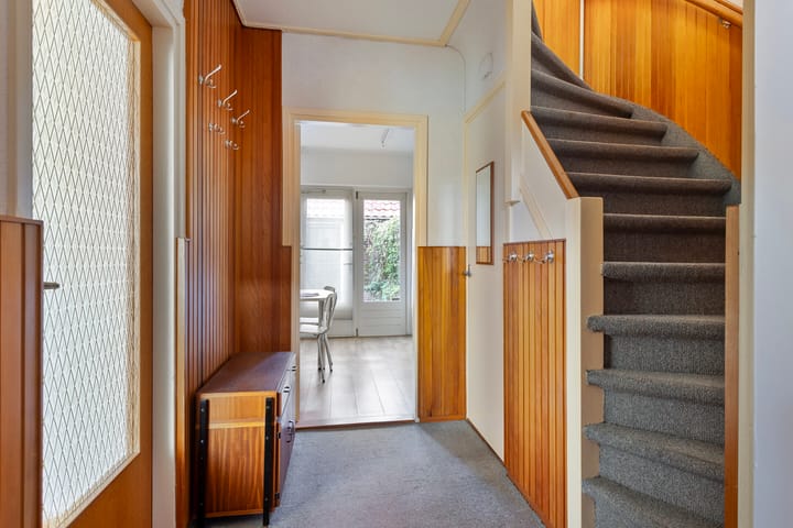 Foto 11 van Esschestraat 64