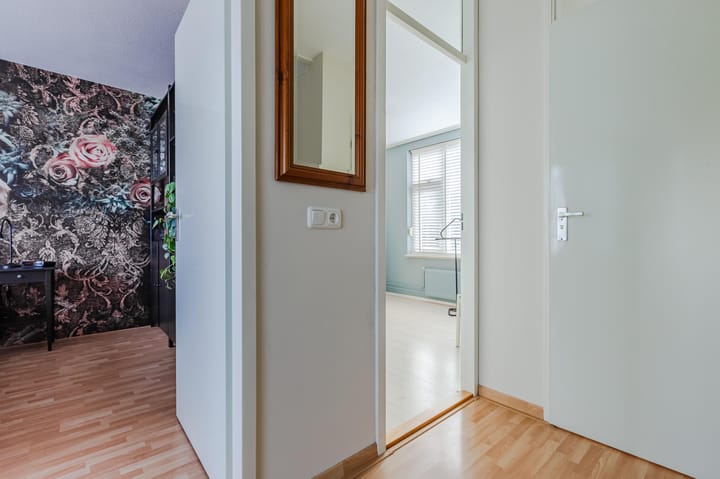 Foto 23 van Ebro 153