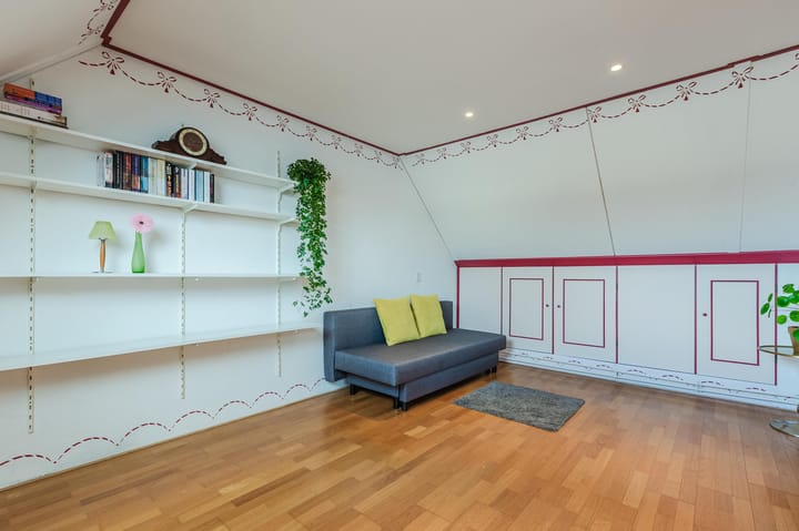 Foto 32 van Ebro 153