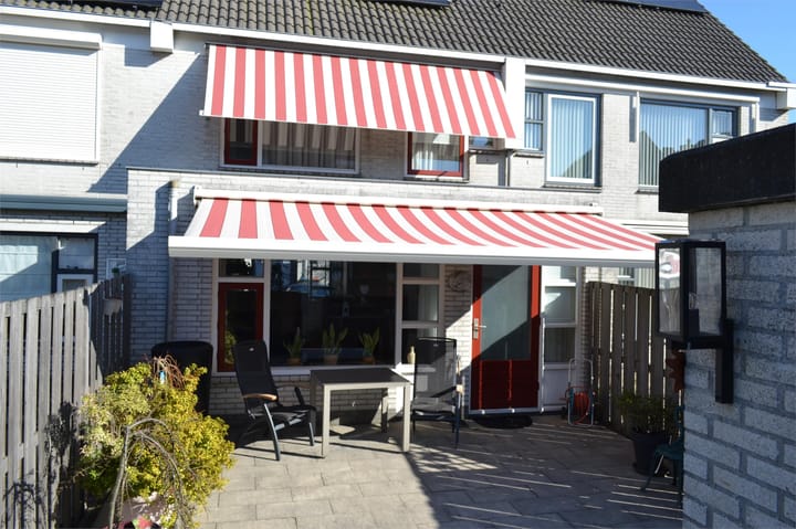 Foto 40 van Ebro 153