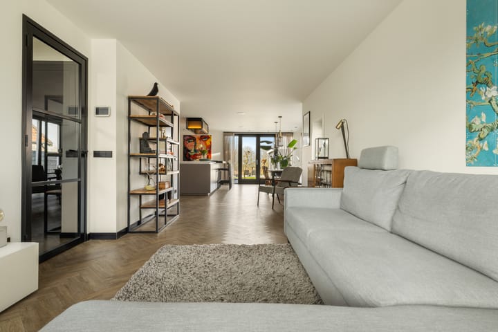 Foto 14 van Zuideinde 151