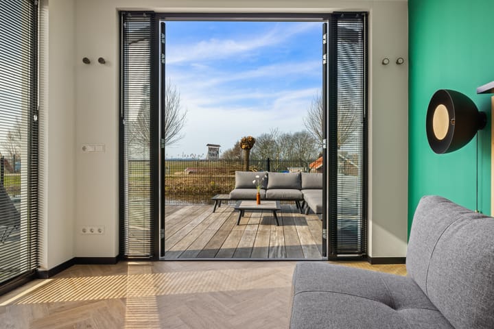 Foto 48 van Zuideinde 151