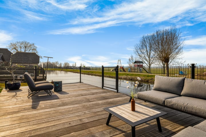 Foto 51 van Zuideinde 151