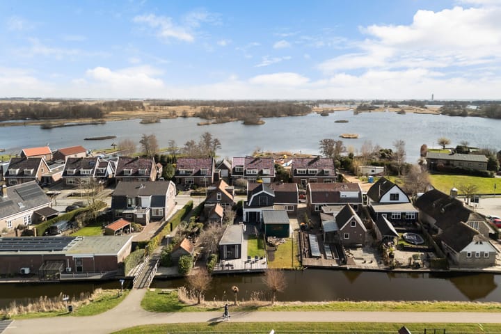 Foto 65 van Zuideinde 151