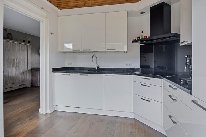 Foto 4 van Albert Schweitzerlaan 12