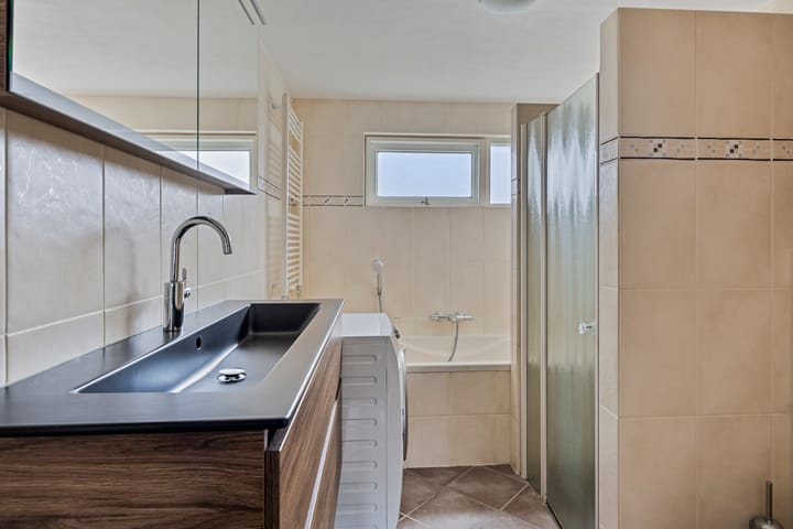 Foto 5 van Albert Schweitzerlaan 12