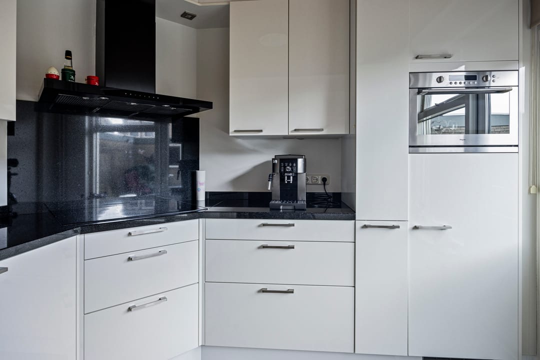 Photo 26 of Albert Schweitzerlaan 12