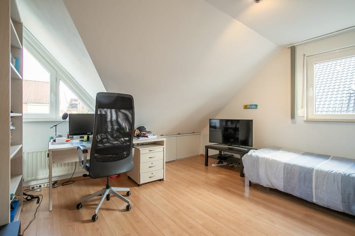 Foto 20 van Mondriaanstraat 17