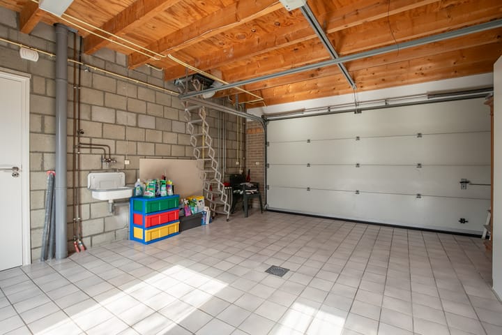 Foto 28 van Mondriaanstraat 17