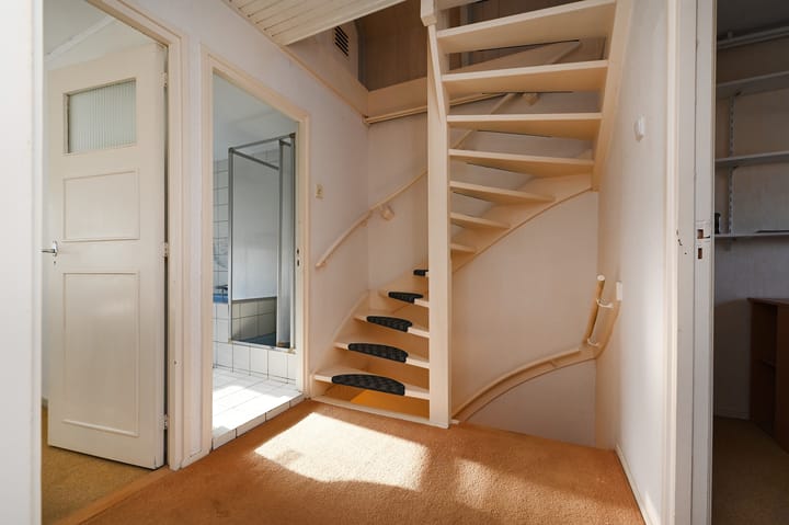 Photo 23 of Erberveltstraat 11