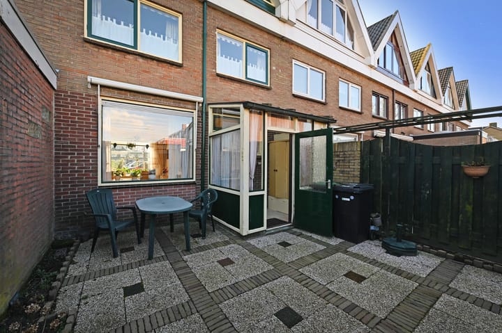 Photo 33 of Erberveltstraat 11