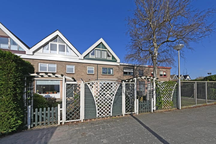 Photo 39 of Erberveltstraat 11