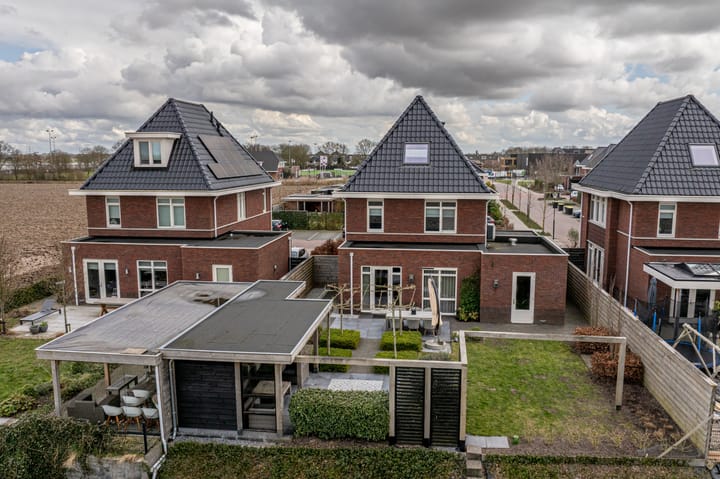 Foto 3 van Cor Dirksestraat 28