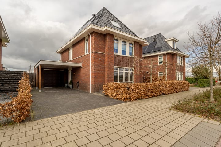 Foto 52 van Cor Dirksestraat 28