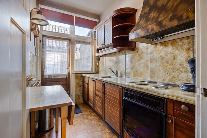 Foto 11 van Nieuwendijk 100