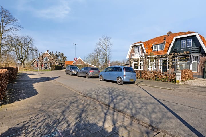 Foto 34 van Nieuwendijk 100