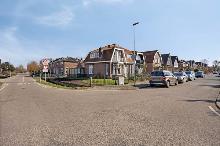 Foto 36 van Nieuwendijk 100