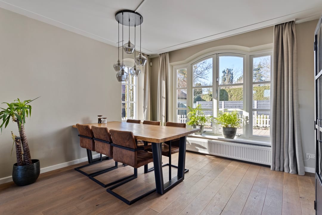 Photo 13 of Oranje Nassaulaan 13