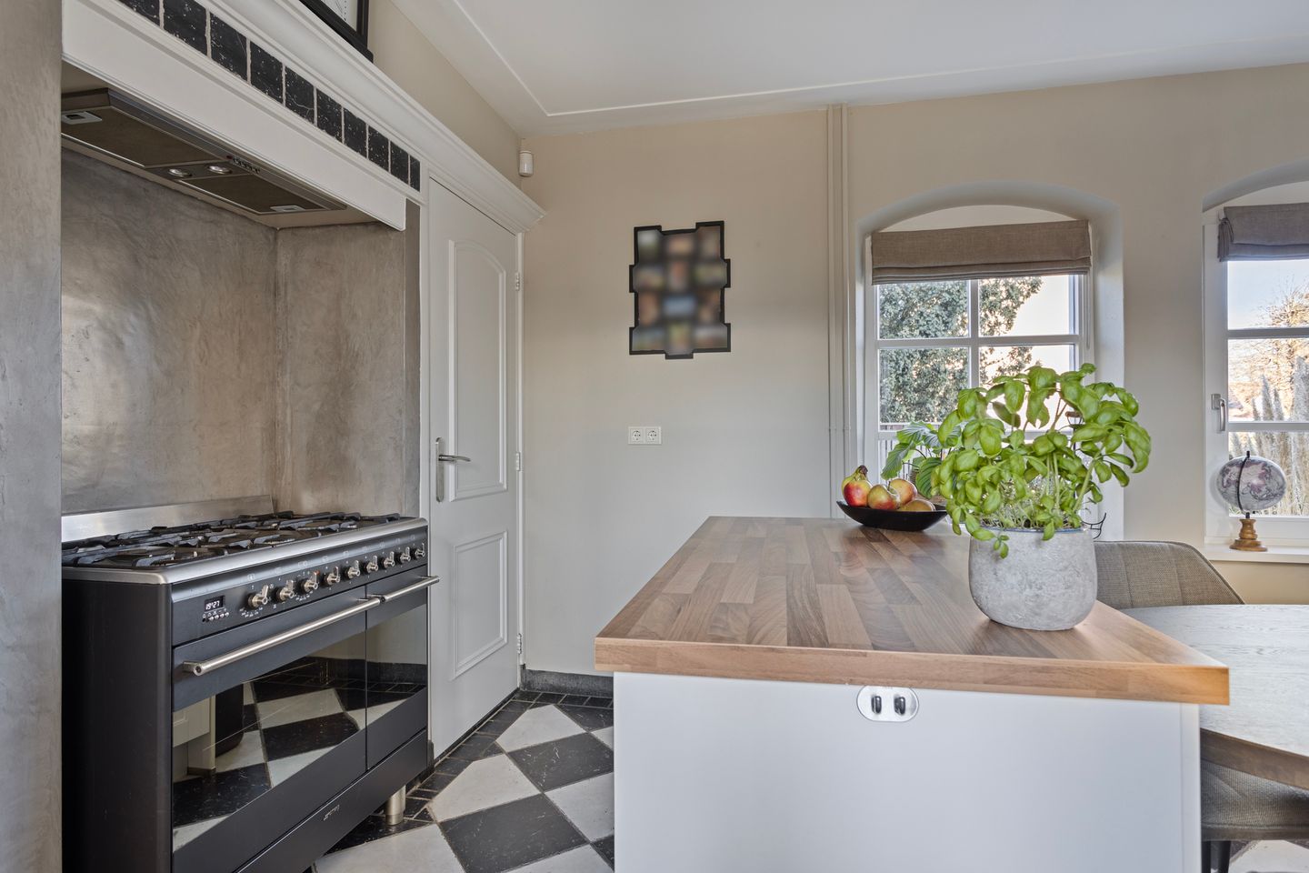 Photo 20 of Oranje Nassaulaan 13