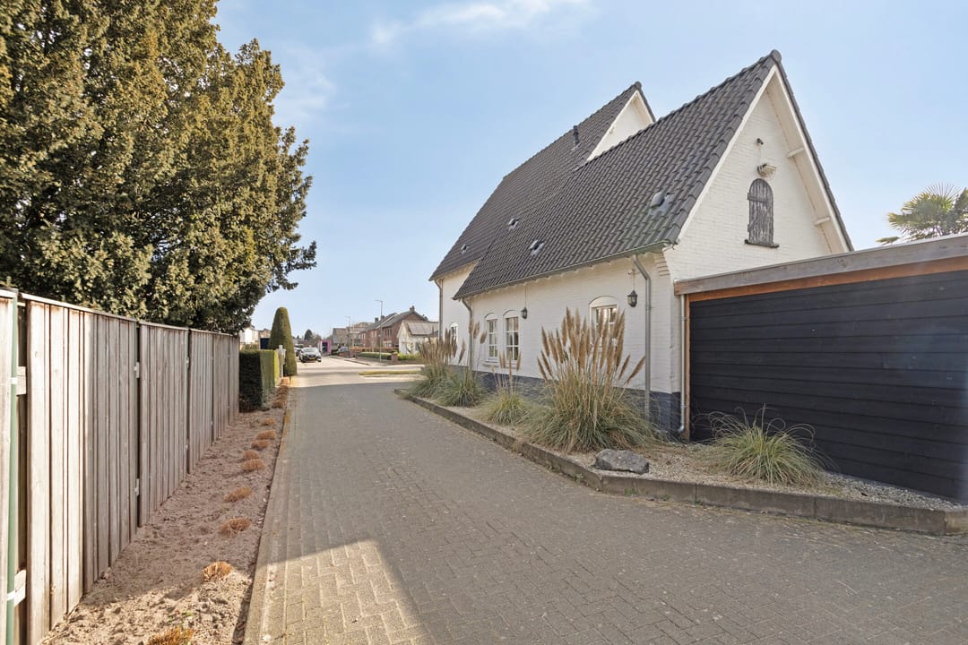 Photo 46 of Oranje Nassaulaan 13