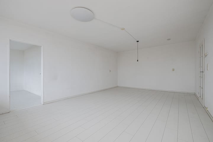 Foto 2 van Bachplein 486