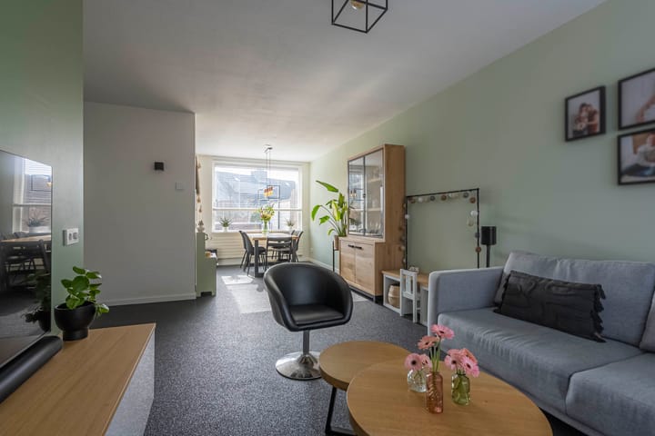 Foto 4 van Moogstraat 1