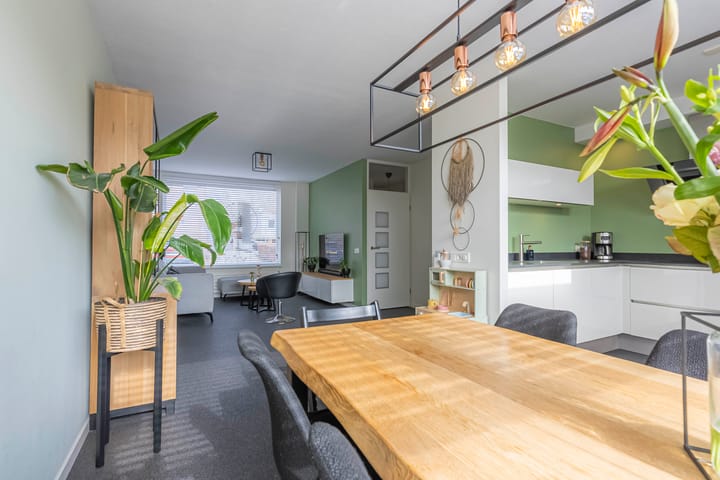 Foto 7 van Moogstraat 1