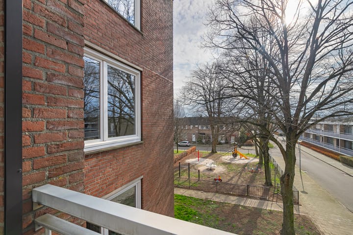 Foto 10 van Vulcanushof 63-C