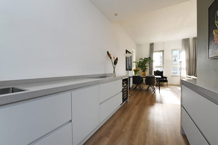 Foto 29 van Röntgenstraat 17