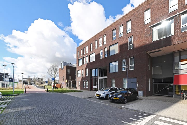 Foto 38 van Röntgenstraat 17