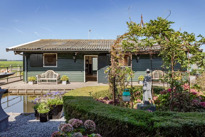 Photo 28 of Starnmeerdijk 24