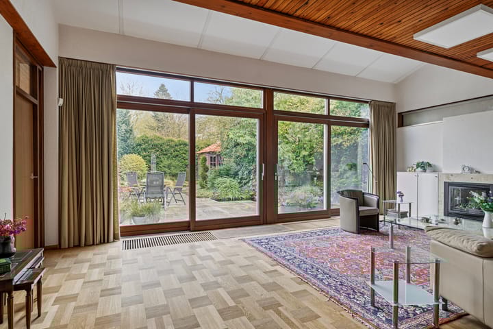 Foto 11 van Burg Geldermanlaan 10