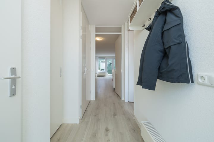 Foto 8 van Burgemeester van Niekerklaan 34