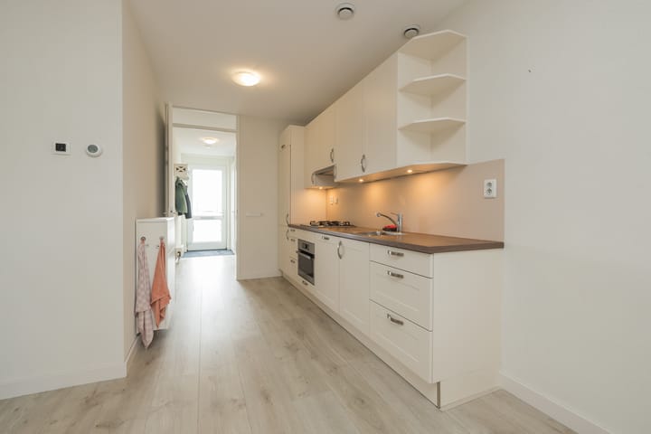 Foto 14 van Burgemeester van Niekerklaan 34