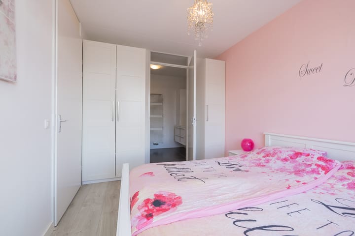 Foto 19 van Burgemeester van Niekerklaan 34