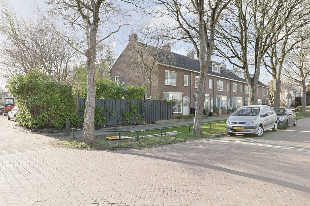 Foto 1 van Frederik Hendriklaan 92