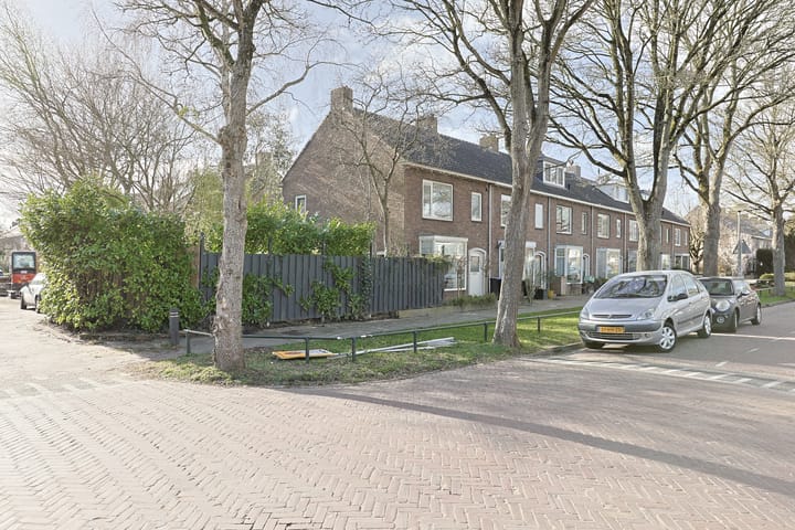 Photo 1 of Frederik Hendriklaan 92