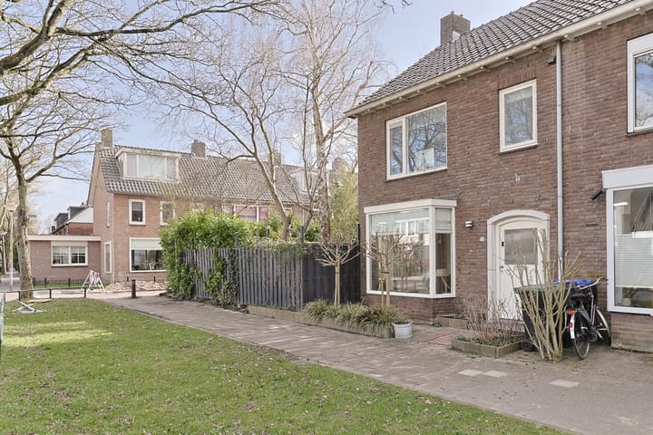 Foto 2 van Frederik Hendriklaan 92